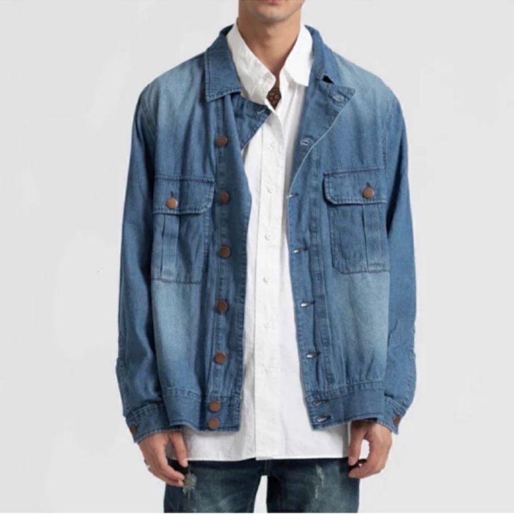 One Teaspoon Men's Blue Lightweight Denim
Jacket(Size Small)